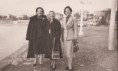 /album/ioylios26/treis-gynaikes-paralia-jpg/